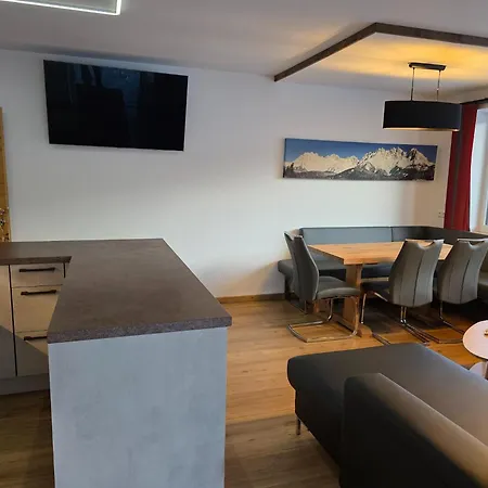 Daire Peaceful In The Brixental Penning